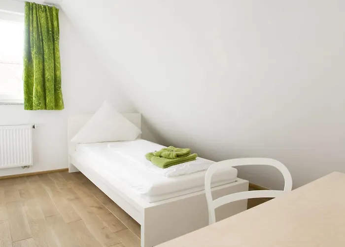 Nyaraló Stadthaus Gut Huegle *