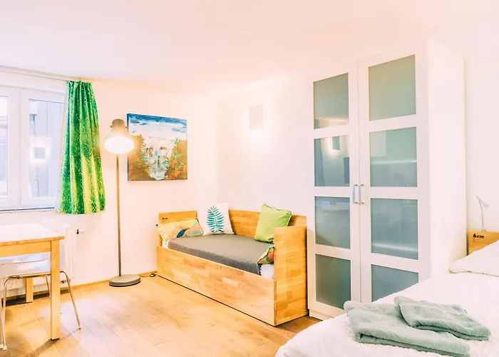 Nyaraló Stadthaus Gut Huegle *